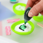 green eggs and ham craft on paper plate for kids